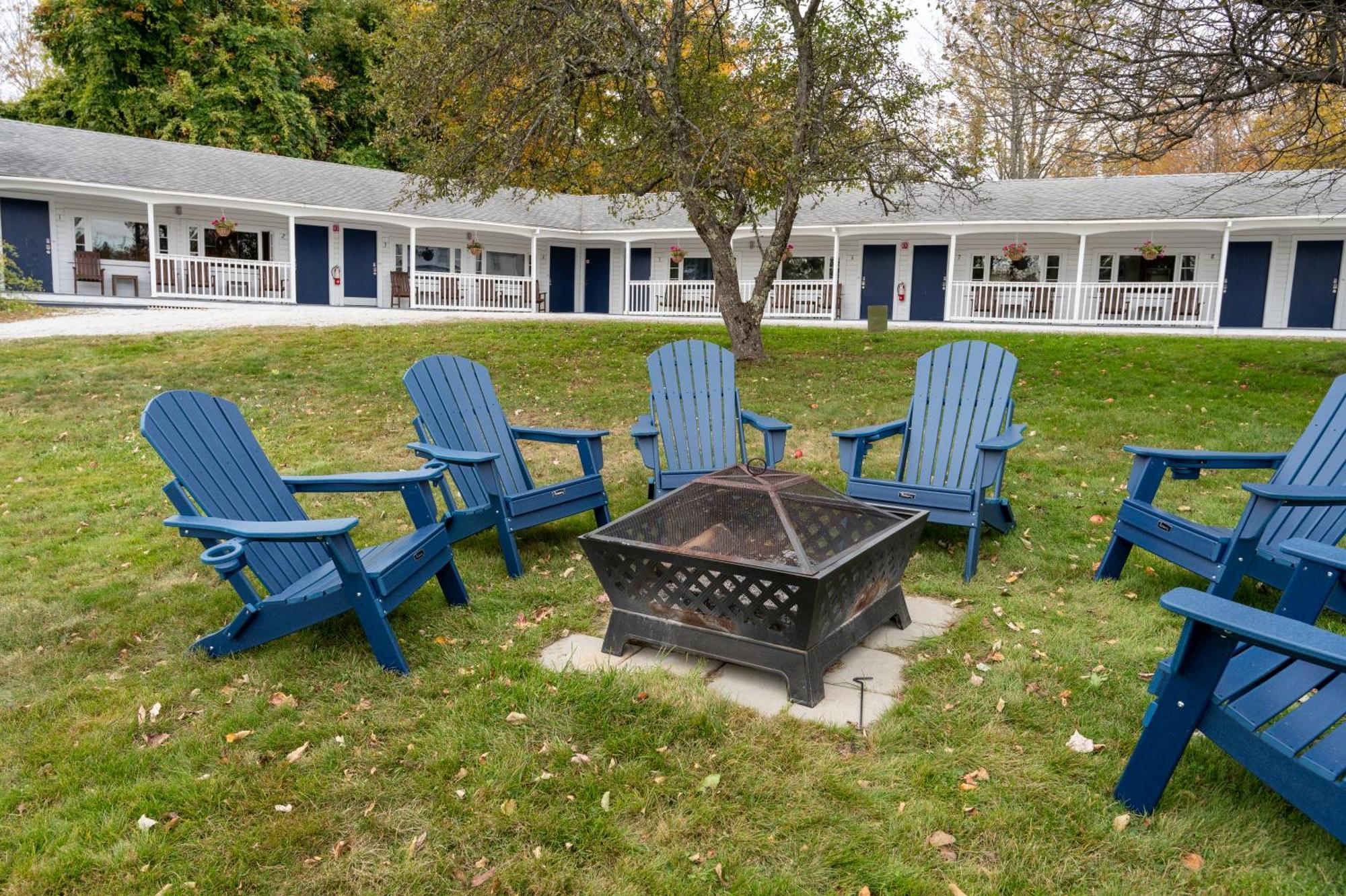 Yardarm Motel Searsport Exteriér fotografie